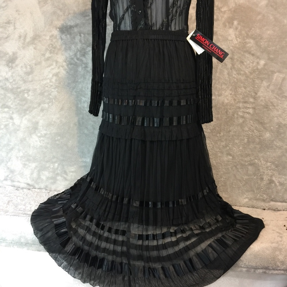 NWT Simon Chang Skirt